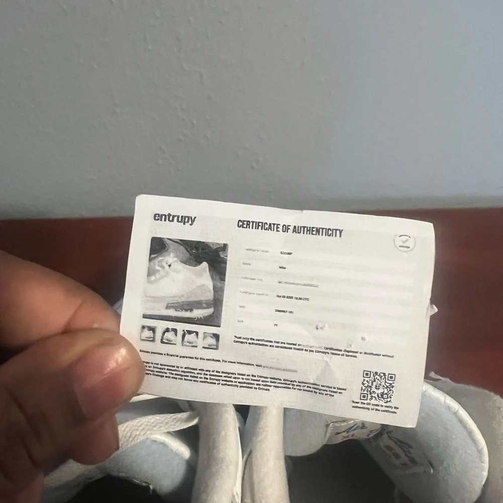 Entrupy White and Blue Retro 3 Air Jordan Lucky Shorts